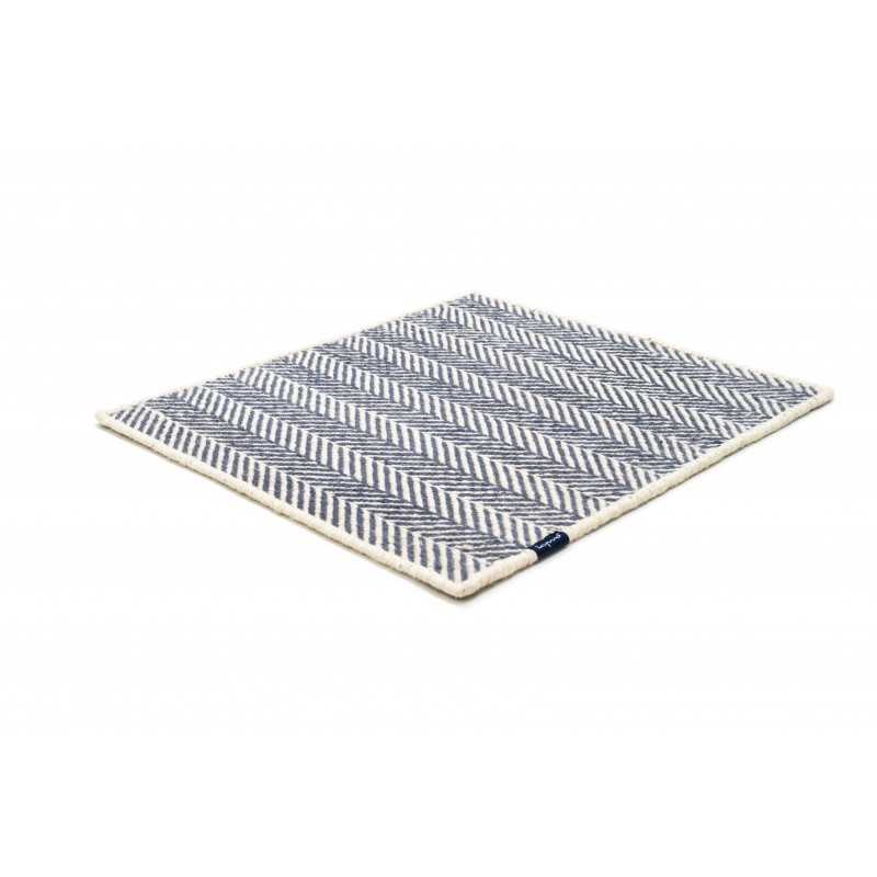 Alfombra Amen Break white & blue grey 200x300 The Lab - 1