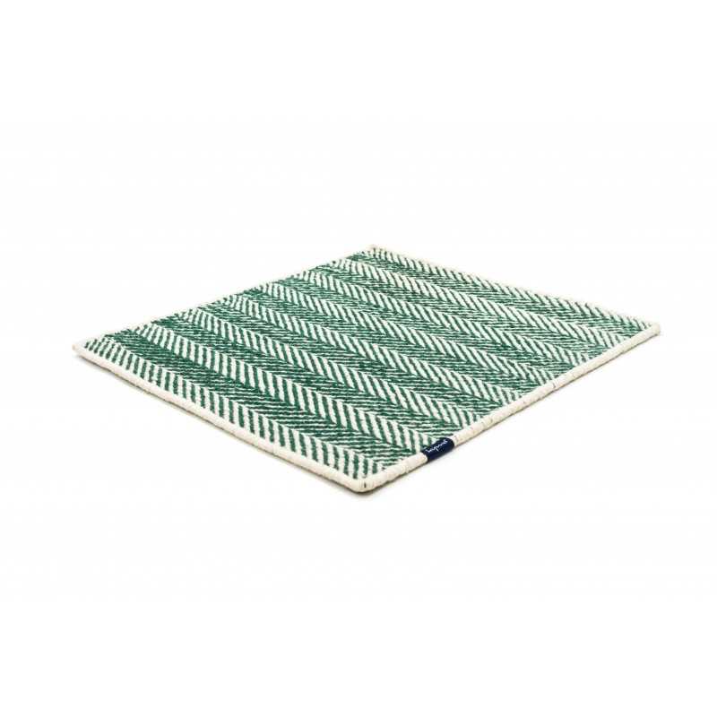 Alfombra Amen Break white & dark green 200x200 The Lab - 1