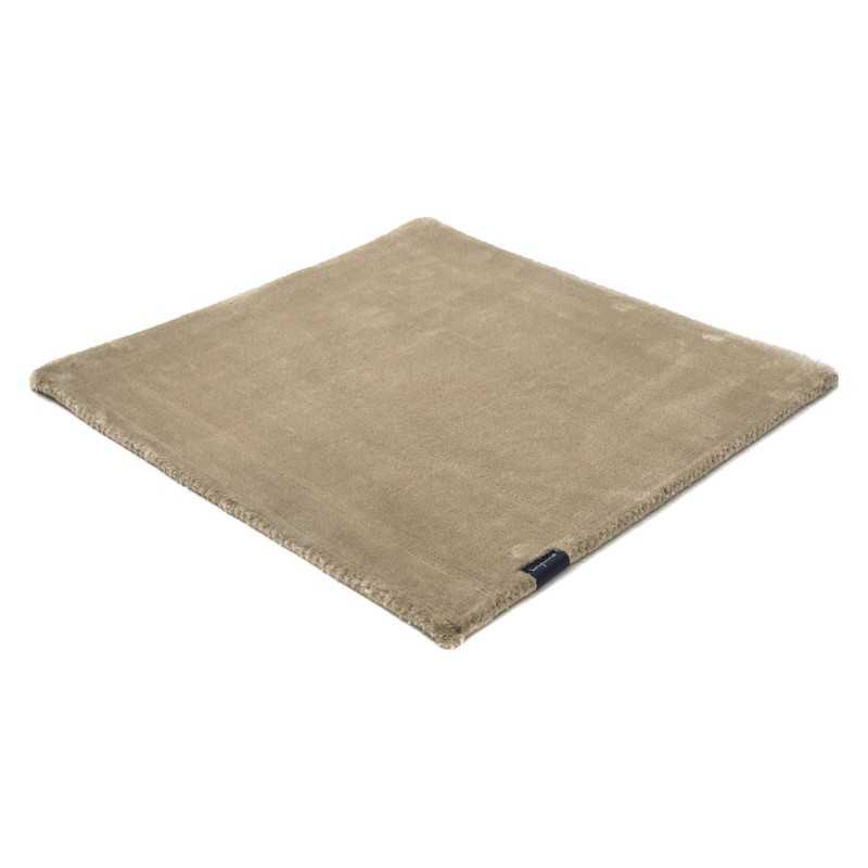 Alfombra Studio NYC PolySilk almond 200x200 The Loft - 1