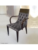 Silla con reposabrazos Vogue tapizado en piel nobuck o terciopelo - 1
